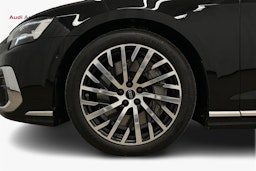 musta Audi A8 2025 kuva 9.