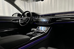 musta Audi A8 2025 kuva 11.