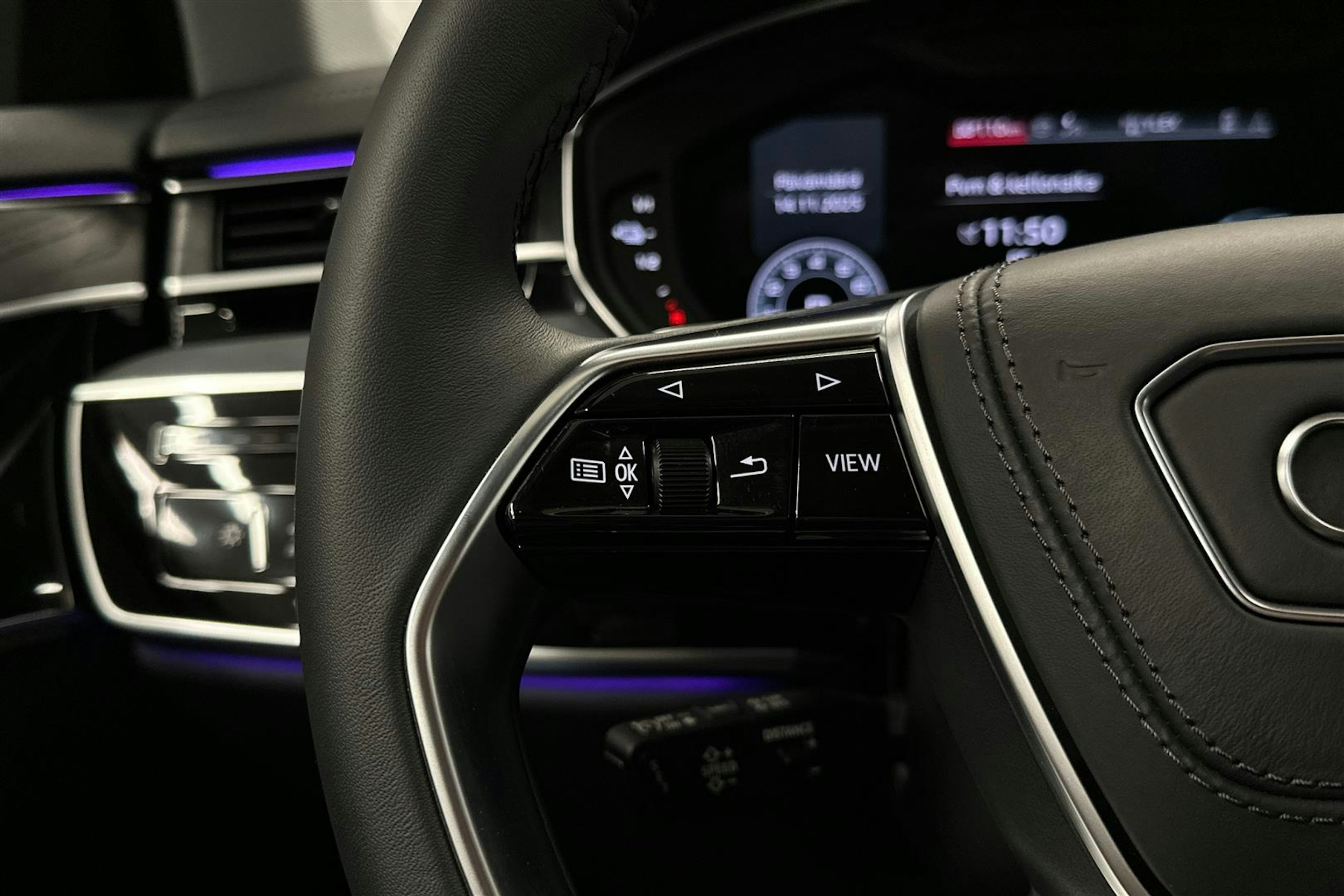 musta Audi A8 2025 kuva 12.