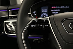 musta Audi A8 2025 kuva 12.