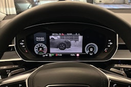 musta Audi A8 2025 kuva 15.