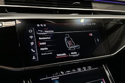 musta Audi A8 2025 kuva 20.
