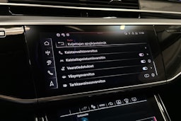 musta Audi A8 2025 kuva 25.