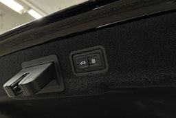 musta Audi A8 2025 kuva 35.