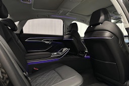 musta Audi A8 2025 kuva 36.