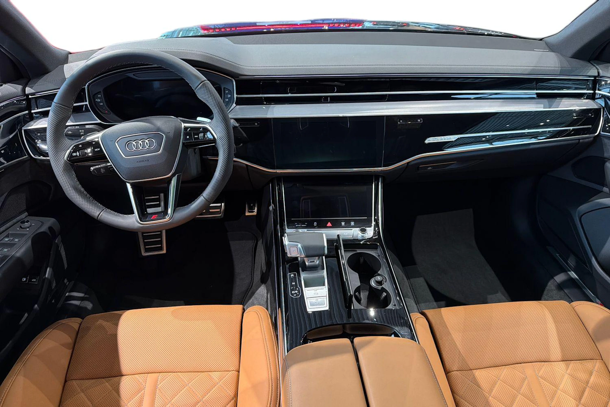 musta Audi A8 2026 kuva 7.