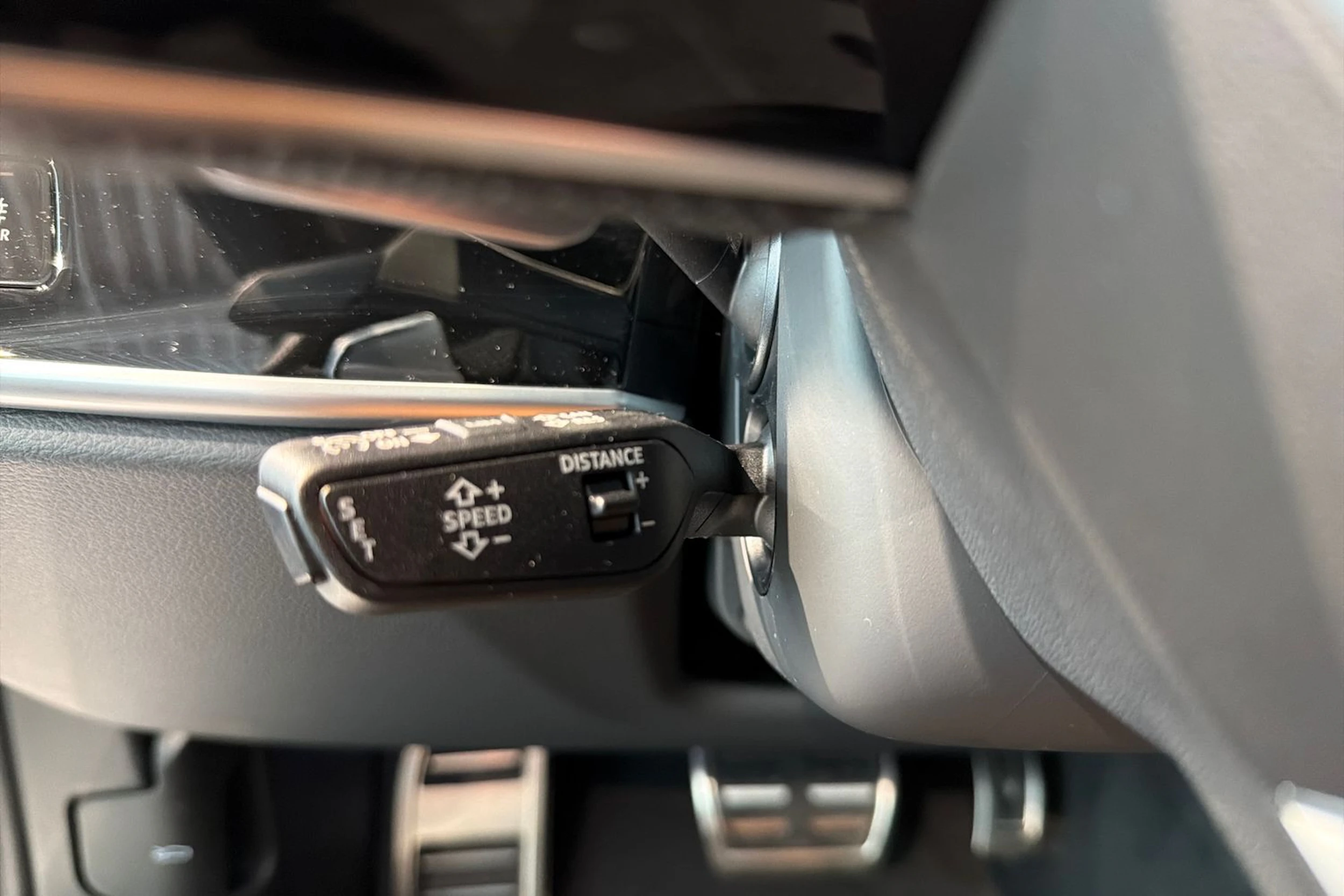 musta Audi A8 2026 kuva 18.