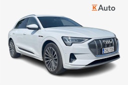 valkoinen Audi e-tron 2019 kuva 1.