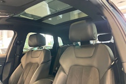 Vihreä Audi e-tron 2019 kuva 27.