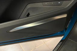 Sininen Audi e-tron 2019 kuva 37.