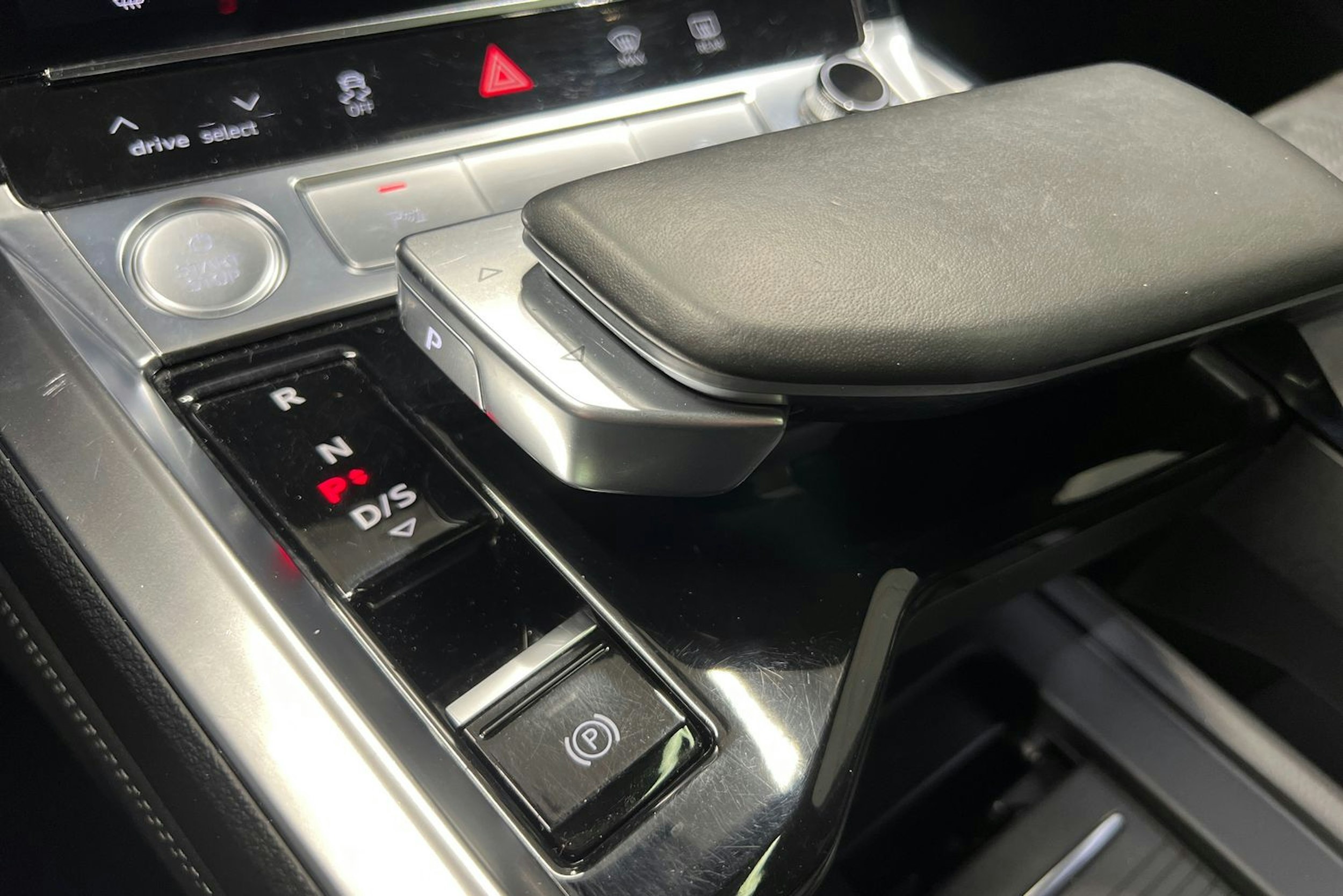 hopea Audi e-tron 2020 kuva 19.