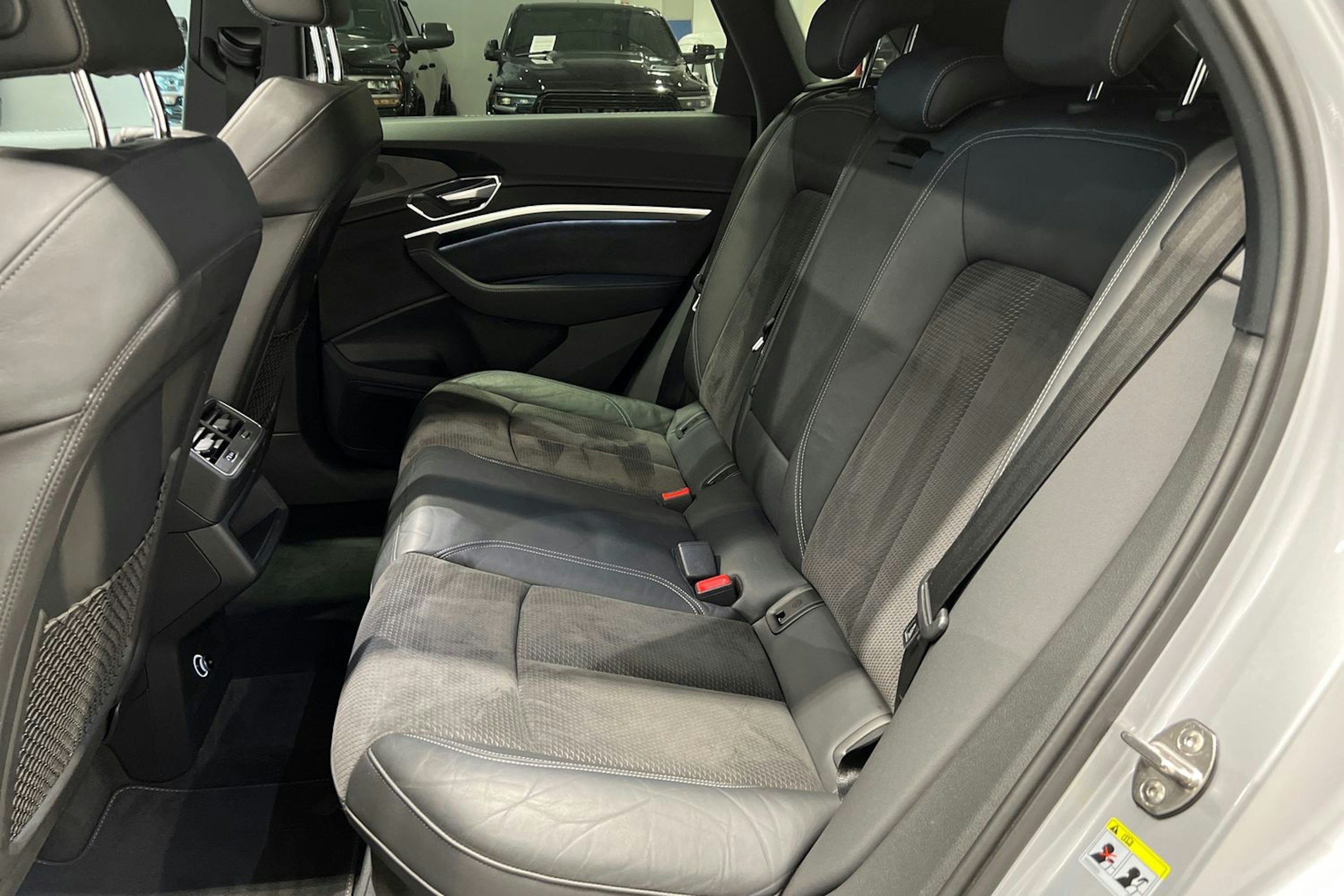 hopea Audi e-tron 2020 kuva 24.