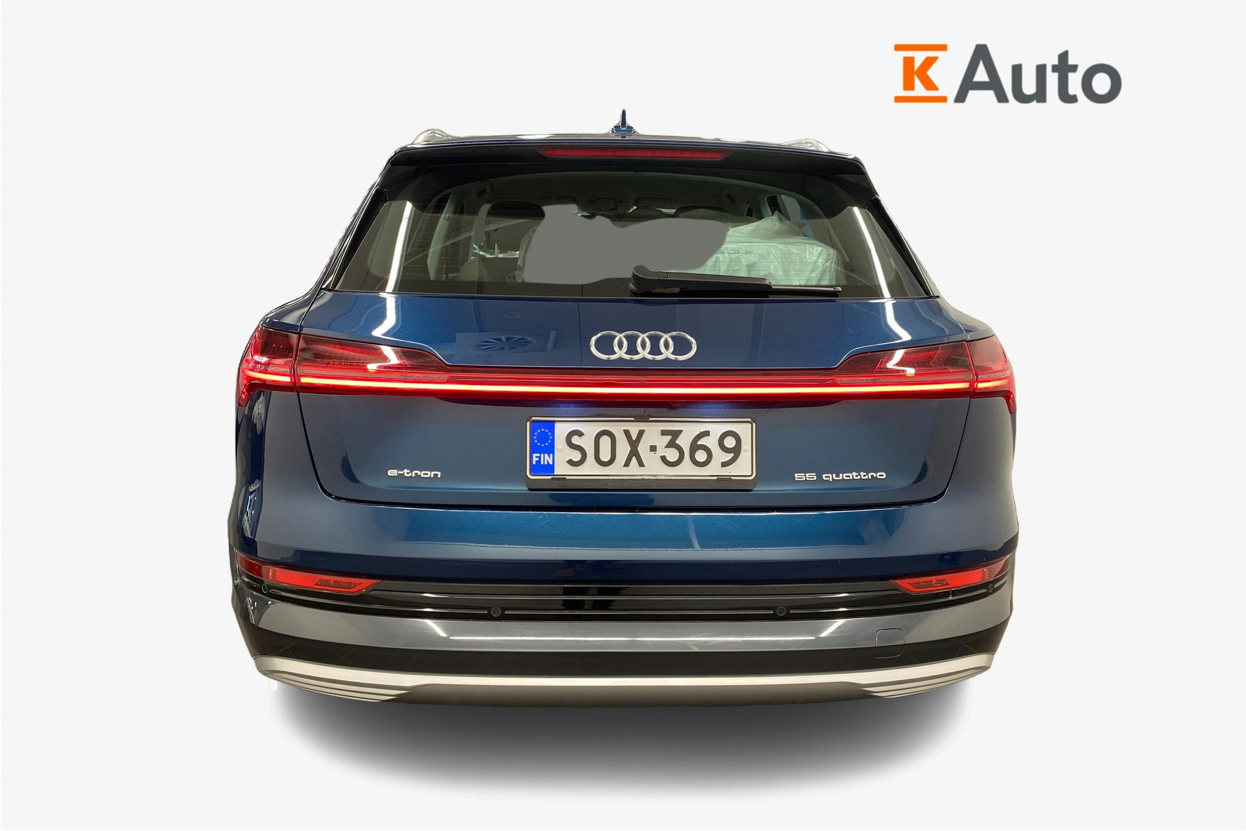 sininen Audi e-tron 2019 kuva 3.