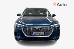 sininen Audi e-tron 2019 kuva 4.