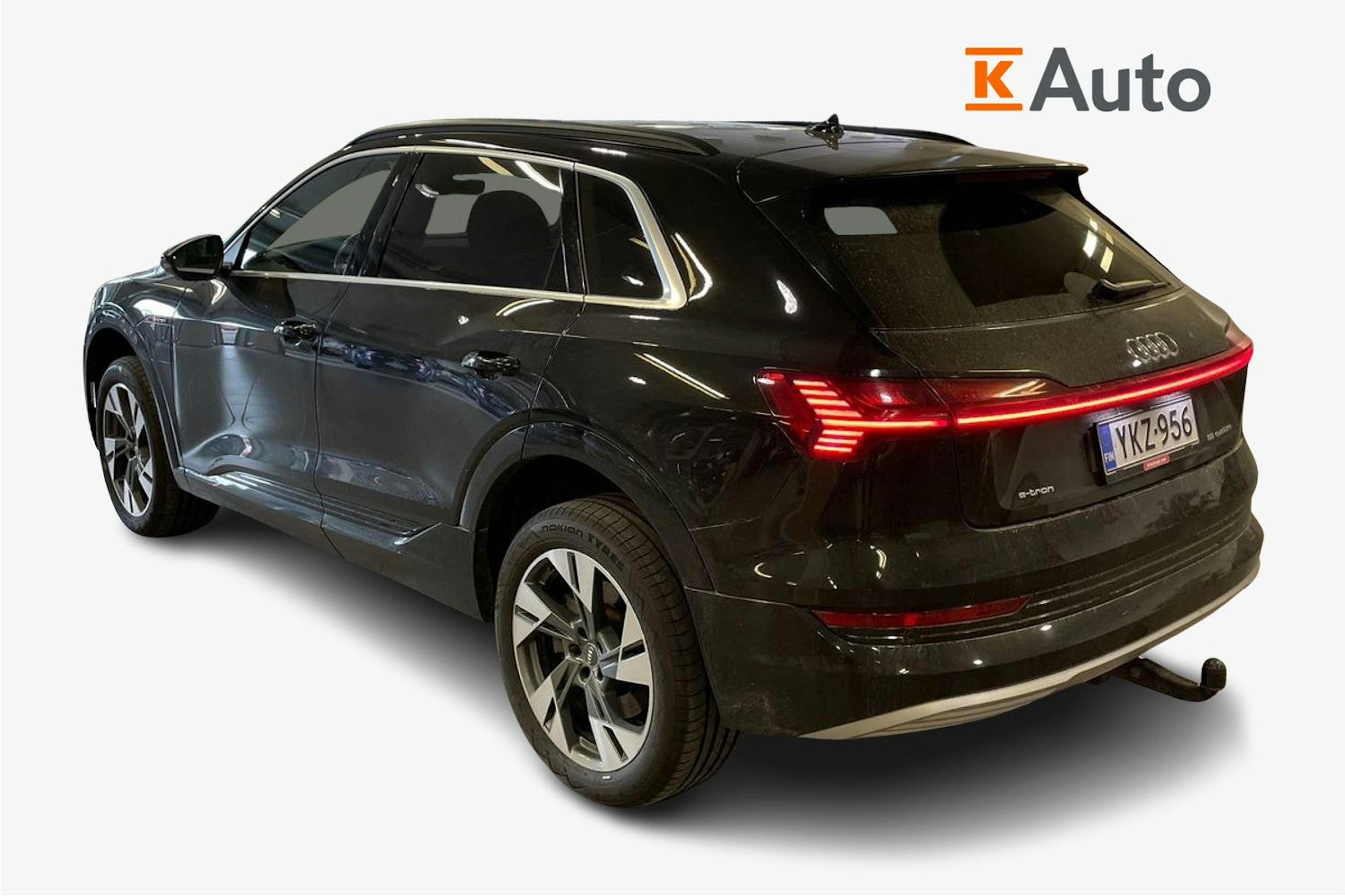 Musta Audi e-tron 2019 kuva 2.