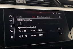 met. sininen Audi e-tron 2019 kuva 29.