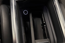 met. sininen Audi e-tron 2019 kuva 31.