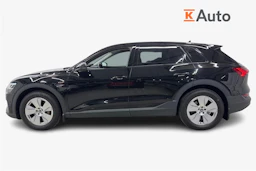 musta Audi e-tron 2020 kuva 7.