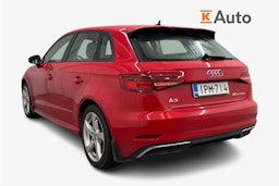 punainen Audi e-tron 2020 kuva 2.