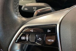 musta Audi e-tron 2020 kuva 15.