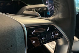 musta Audi e-tron 2020 kuva 17.