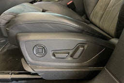 musta Audi e-tron 2020 kuva 30.