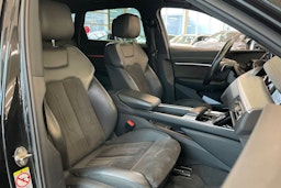 musta Audi e-tron 2020 kuva 33.
