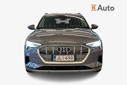 Harmaa Audi e-tron 2020 kuva 5.