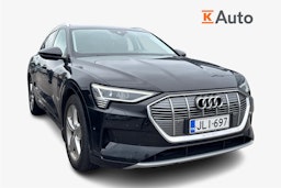 Musta Audi e-tron 2020 kuva 1.