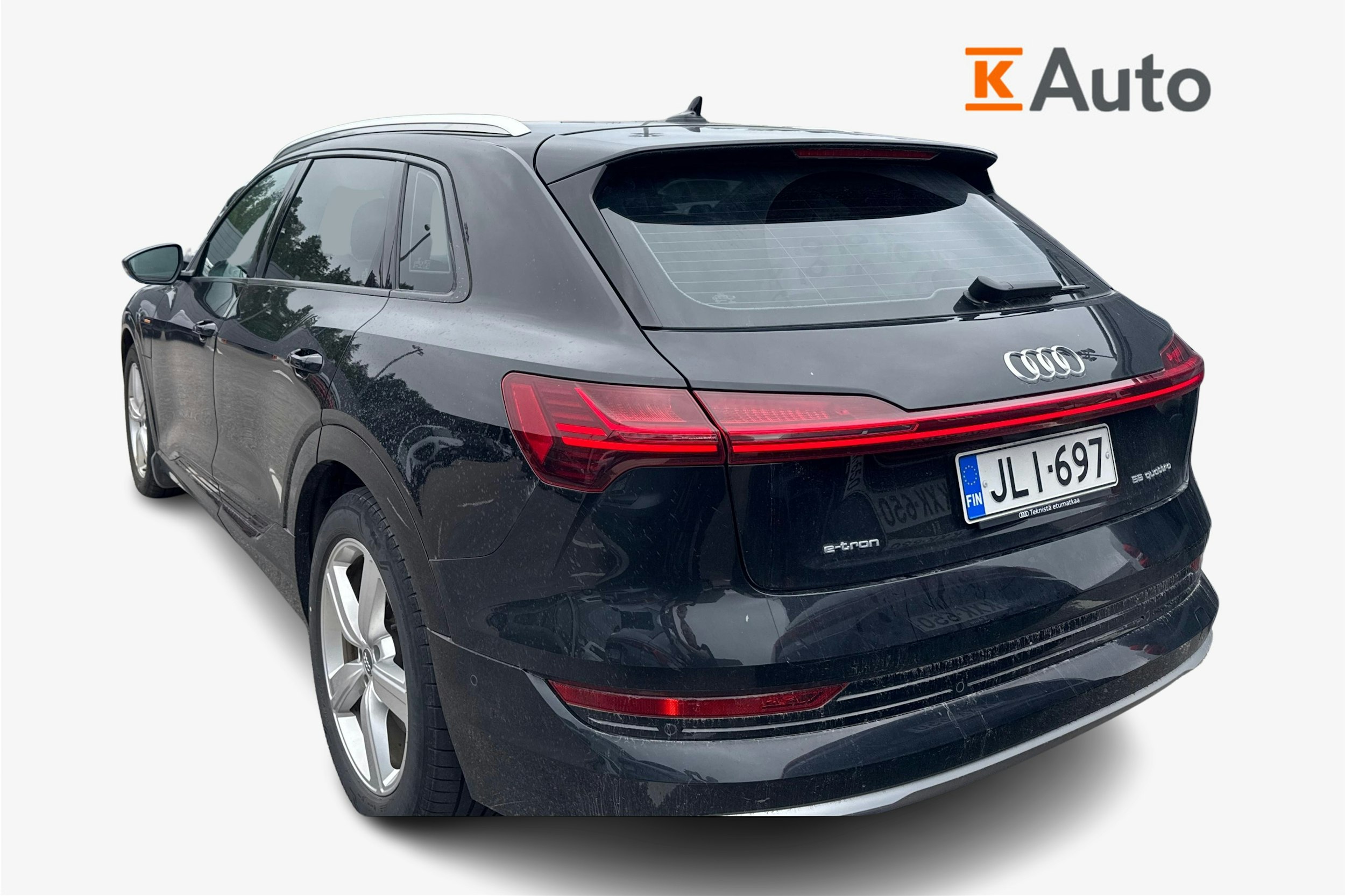 Musta Audi e-tron 2020 kuva 2.