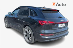 musta Audi e-tron 2020 kuva 2.