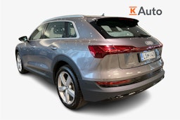 harmaa Audi e-tron 2020 kuva 2.