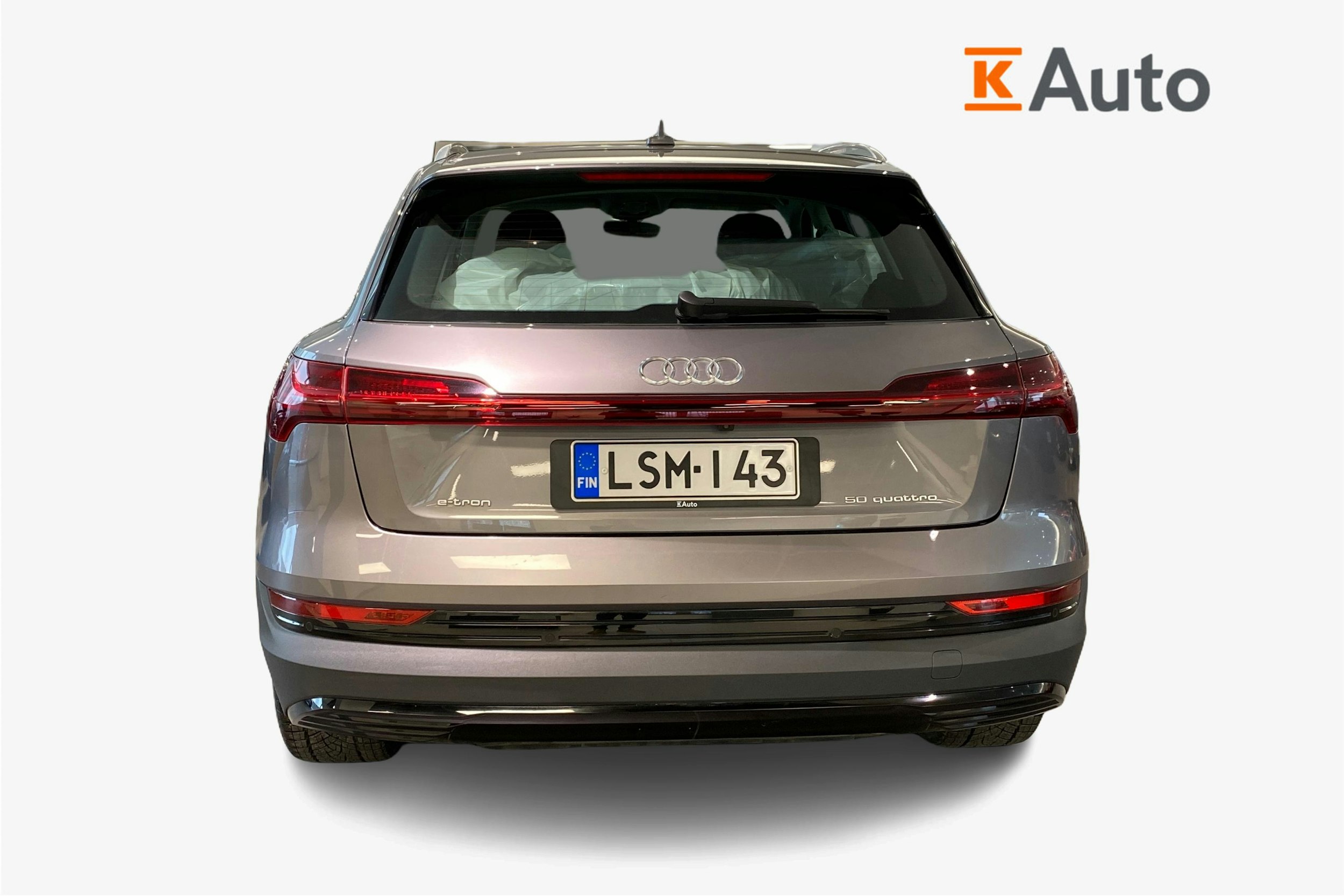 harmaa Audi e-tron 2020 kuva 3.