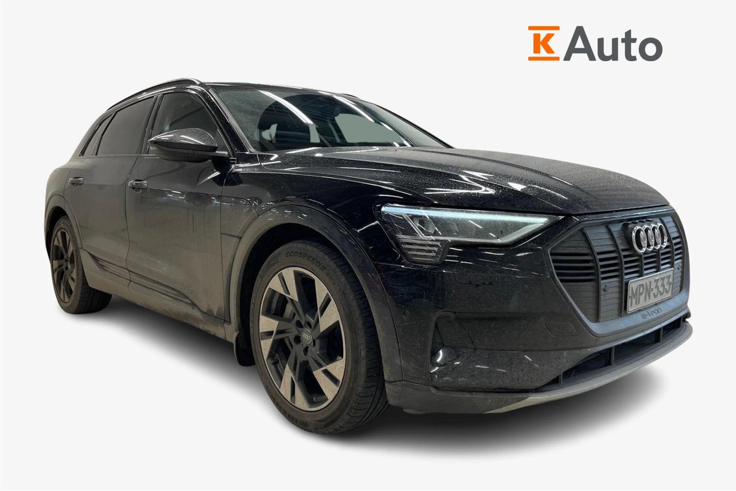 musta Audi e-tron 2020 kuva 1.