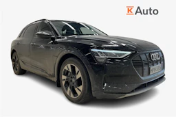 musta Audi e-tron 2020 kuva 1.