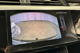 musta Audi e-tron 2020 kuva 30.