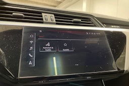 harmaa Audi e-tron 2020 kuva 22.