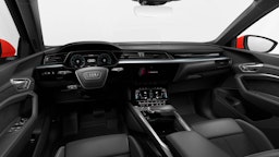 punainen Audi e-tron 2021 kuva 8.