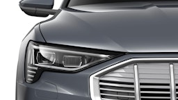 harmaa Audi e-tron 2021 kuva 6.