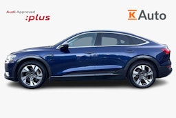Sininen Audi e-tron 2021 kuva 6.