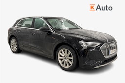 Musta Audi e-tron 2021 kuva 1.