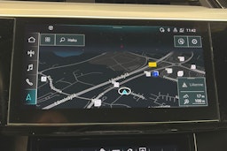 Musta Audi e-tron 2021 kuva 20.