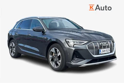 Harmaa Audi e-tron 2021 kuva 1.