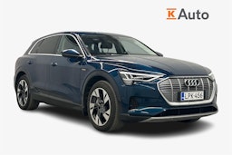 sininen Audi e-tron 2021 kuva 1.