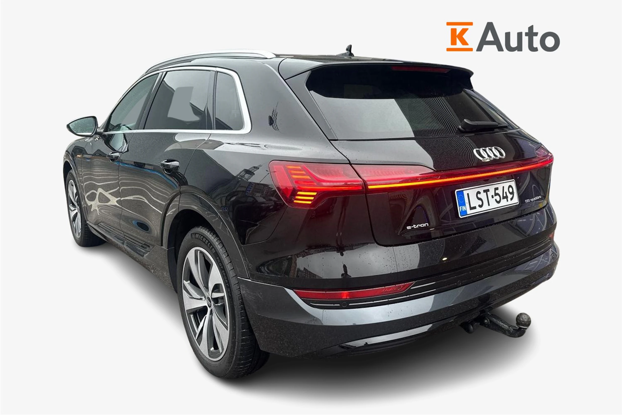 Musta Audi e-tron 2021 kuva 2.