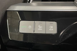 Musta Audi e-tron 2021 kuva 23.