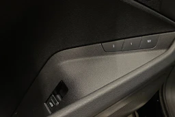 Musta Audi e-tron 2021 kuva 26.