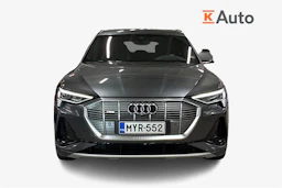harmaa Audi e-tron 2020 kuva 4.