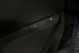 harmaa Audi e-tron 2020 kuva 19.