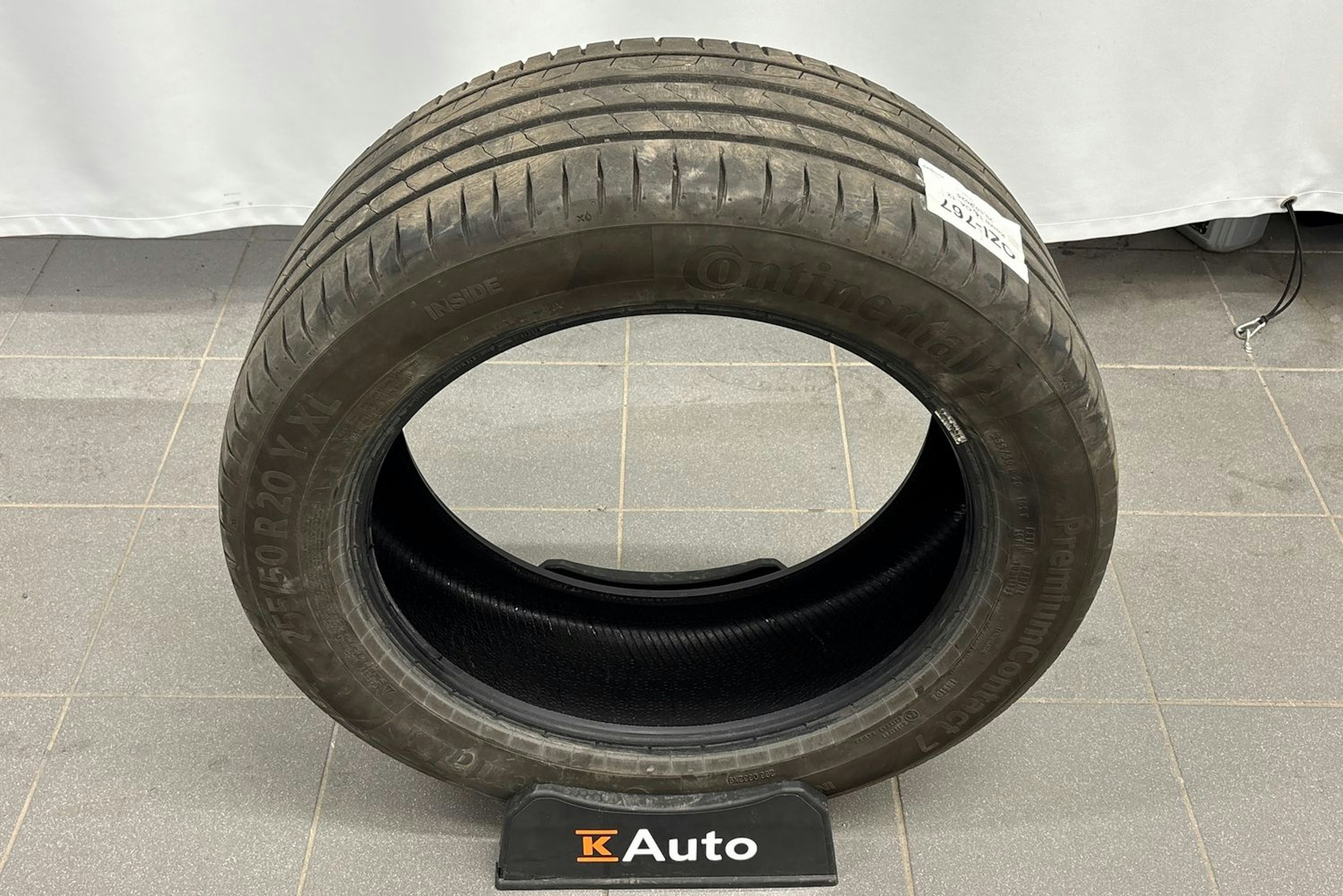 musta Audi e-tron 2021 kuva 33.